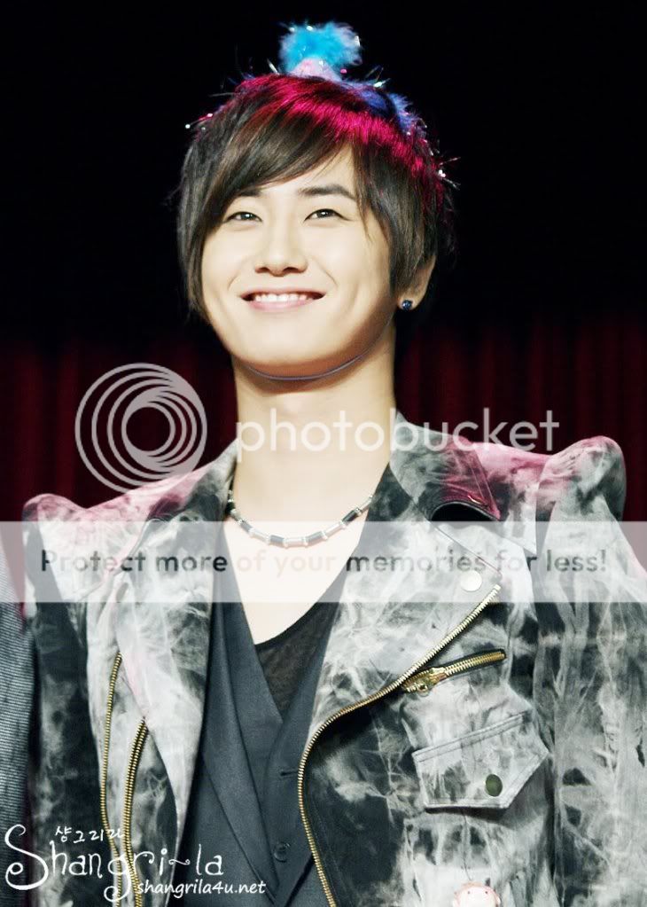 [SS501] Young Saeng's Birthday celebration (2ª parte) 1257310648_IMGP5784_copy