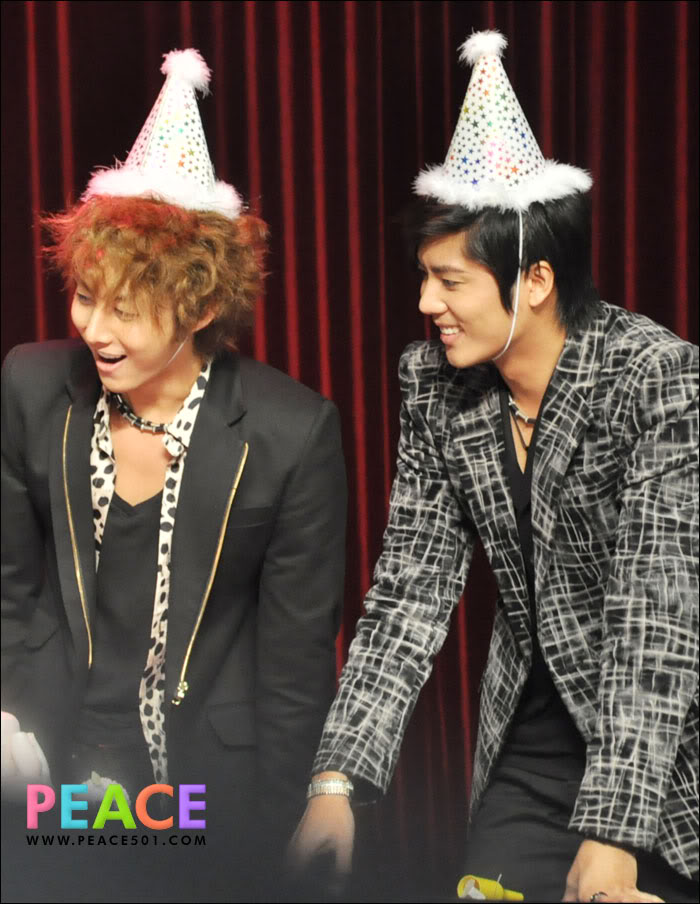 [SS501] Young Saeng's Birthday celebration (3ª parte) 1257094485_DSC_0123