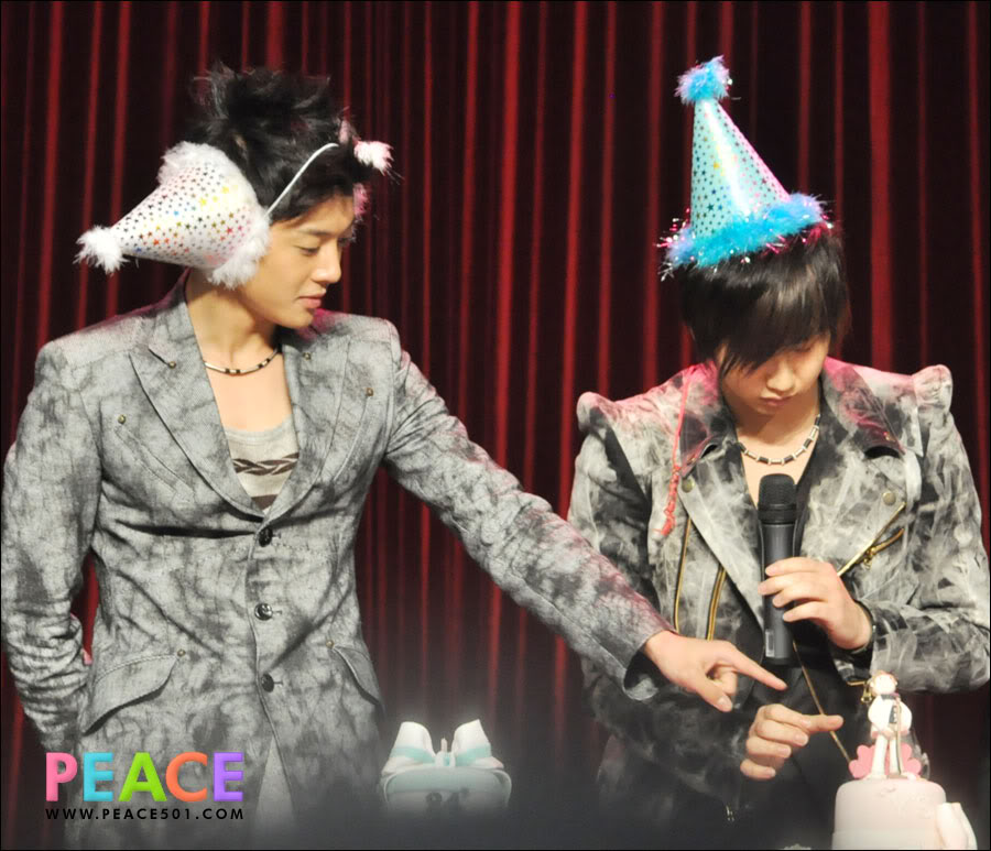 [SS501] Young Saeng's Birthday celebration (3ª parte) 1257094485_DSC_0132