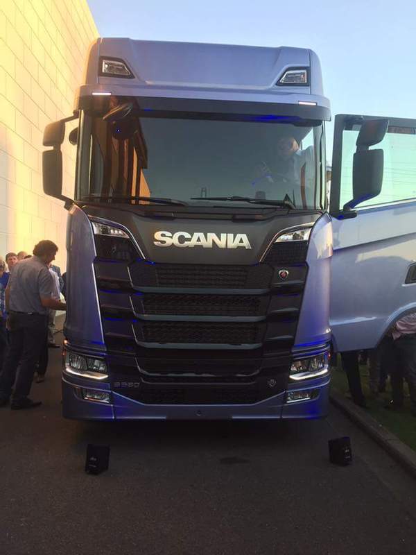 new scania, model 2016. Nova%20Scania%20posle%20predstavljanja_zpsqd3cfpdt