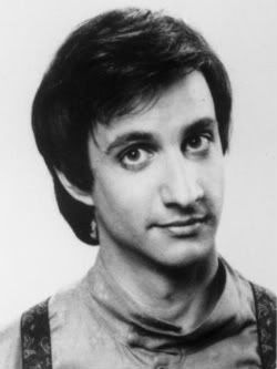 The picture thread - Page 32 166287-bronson-pinchot