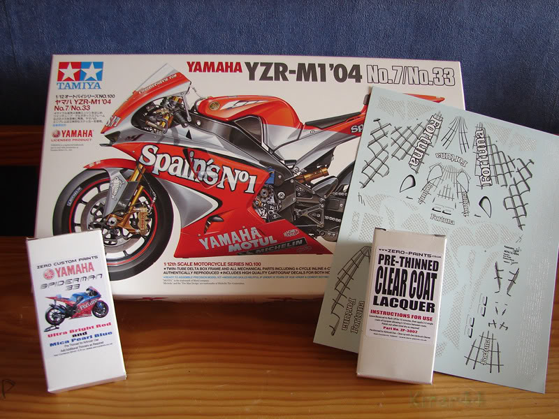 Yamaha M1 2004 Spiderman DSC04659