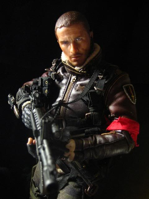 HOT TOYS Terminator: Salvation - John Connor Final Battle Ve - Página 9 IMG_7360Small