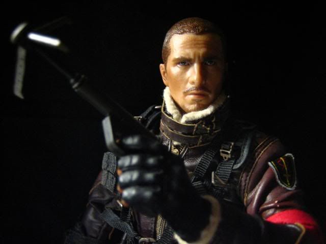 HOT TOYS Terminator: Salvation - John Connor Final Battle Ve - Página 9 IMG_7369Small