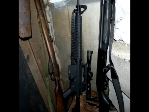 Guns and bunkers and a Bunker shootout video Vlcsnap-2013-01-28-20h23m23s180_zpsf2d68775