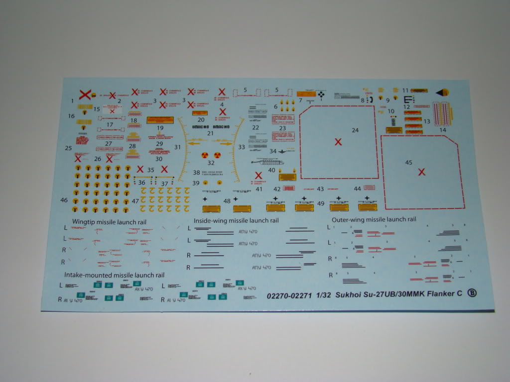 SU-30 MMK 1:32 DSC06248