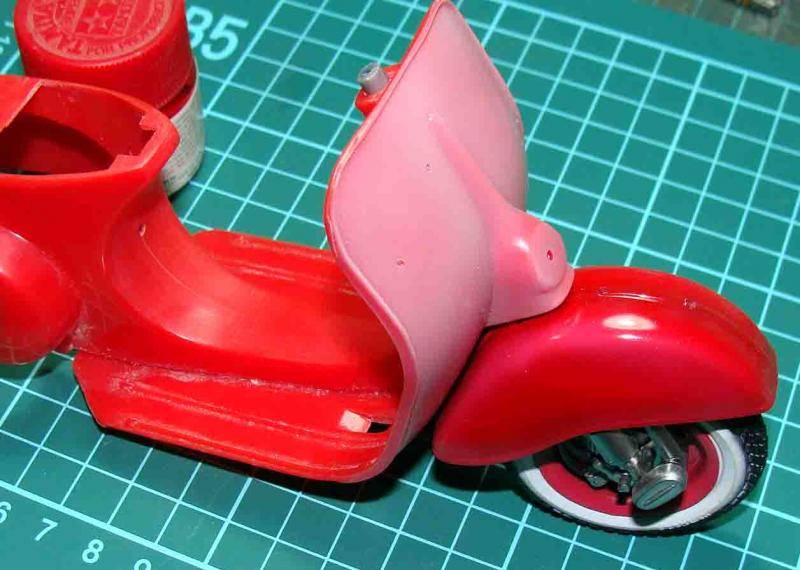 Vespa Primavera 1/9  - Italeri DSC09775_zpsc09c2b3f