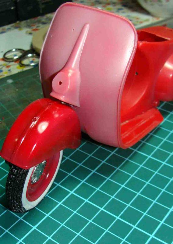 Vespa Primavera 1/9  - Italeri DSC09782_zps5de2bc6f