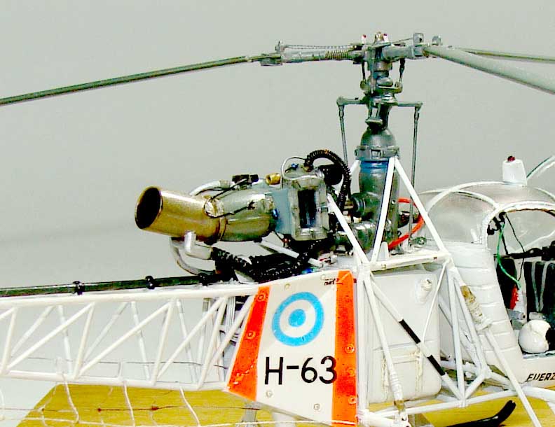 Helicóptero Lama la conversión del Alluette II DSC09535aaa_zps55c8a957