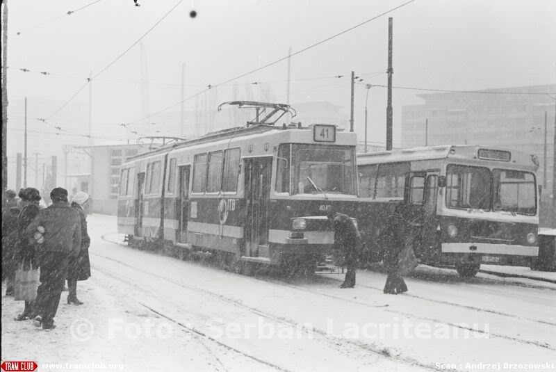 BASARAB - BUCURESTI NORD GR. B 303_19831115_Gara_Basarab_40421