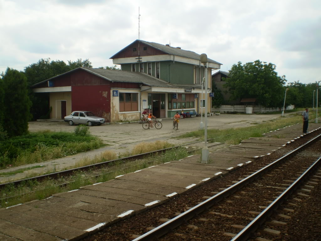 101 : Bucuresti Nord - Titu - Pitesti - Piatra Olt - Craiova P1010009_02