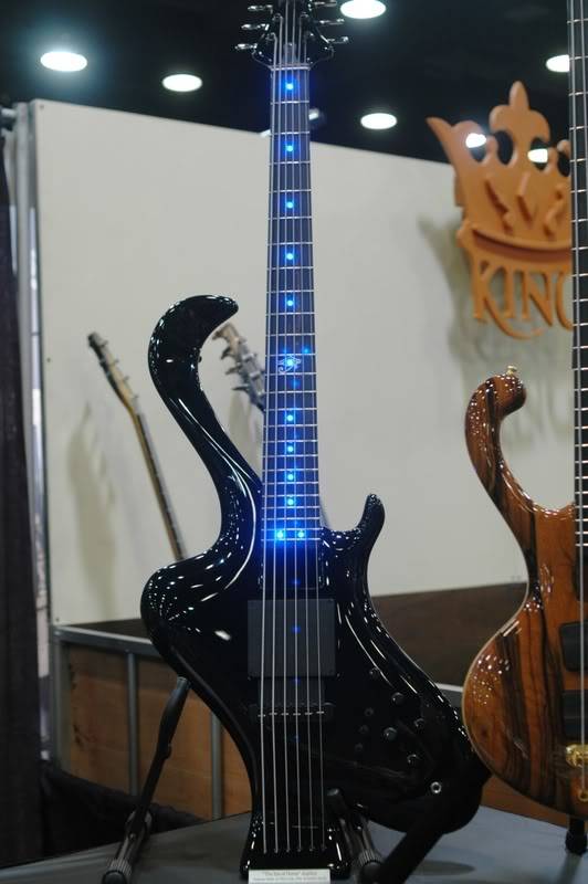 Unique Basses Ritterlights