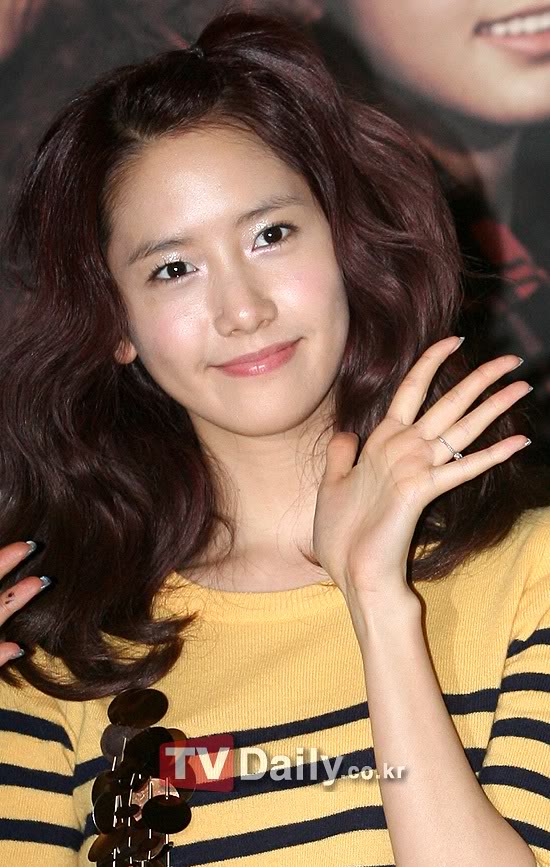 [YOONAISM/PICS][1/12/2010] Tổng hợp ảnh của Yoongie ♥ - Page 5 8107299117_1_1