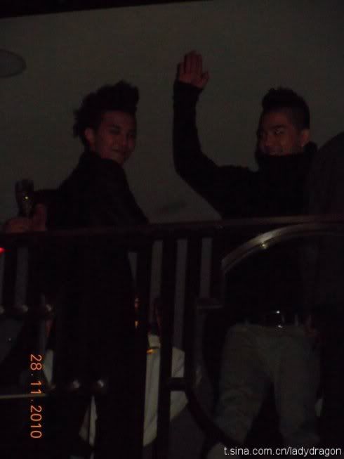 [Pics] Mas de GD & TOP @ MAMA 2010 After Party  F9ab0a3de8f7a3beb311c79