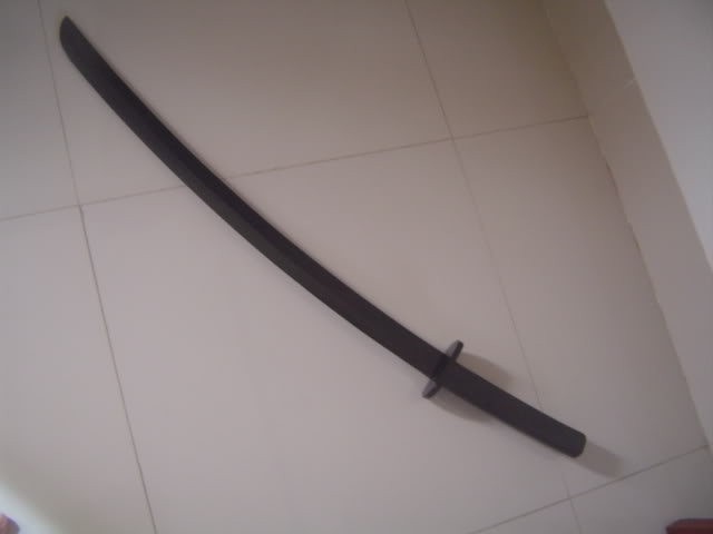 Bán một thanh katana gỗ cos samurai DSC01805