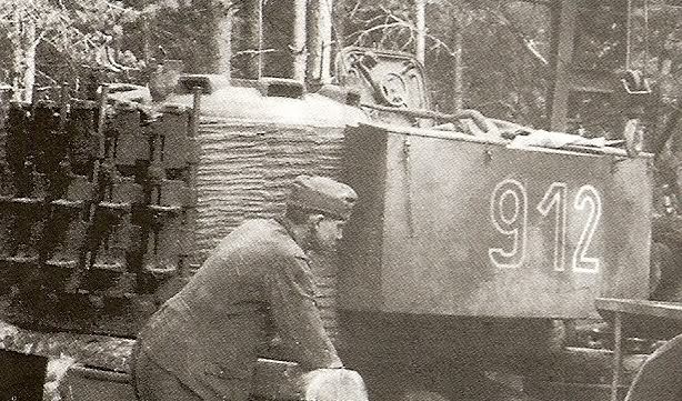 Tiger I Late Schwere SS Panzer Abt.102 (Will Fey) Normandia  Detalles1