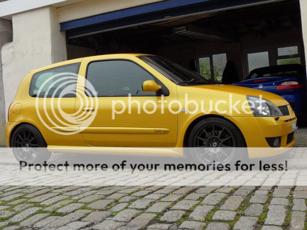 [Renault] Clio RS - Page 5 SAM_3026
