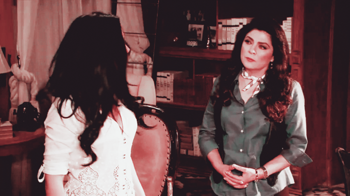 Victoria Ruffo/ვიქტორია რუფო - Page 52 20cbedf6d7f85f9421bdd9119f1c652e