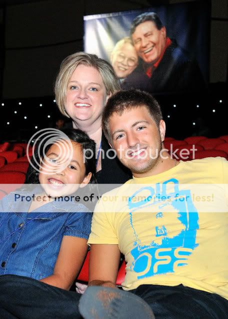 Pictures of Billy at MDA Telethon 2010 2010_bg6