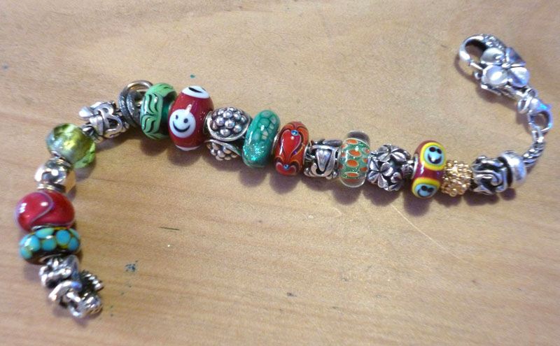 show your smiley bead in action please  Xmas_zpse772463c