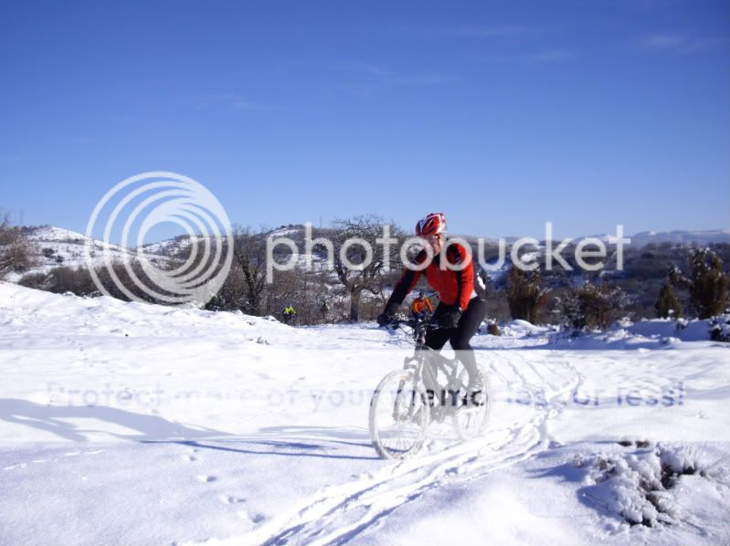 Sol,Nieve y Mucho Frio (26-12-10) Jesus