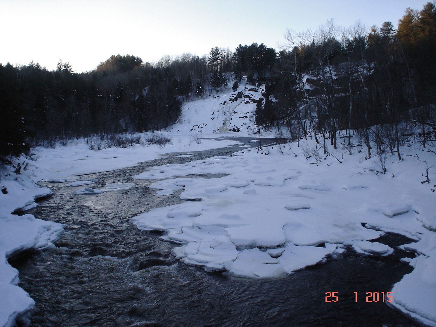  Joliette/Rivière à Pierre/Lac Édouard/LaTuque photo ride report 24-25janvier2015 DSC06069_zpst2sc5y5b