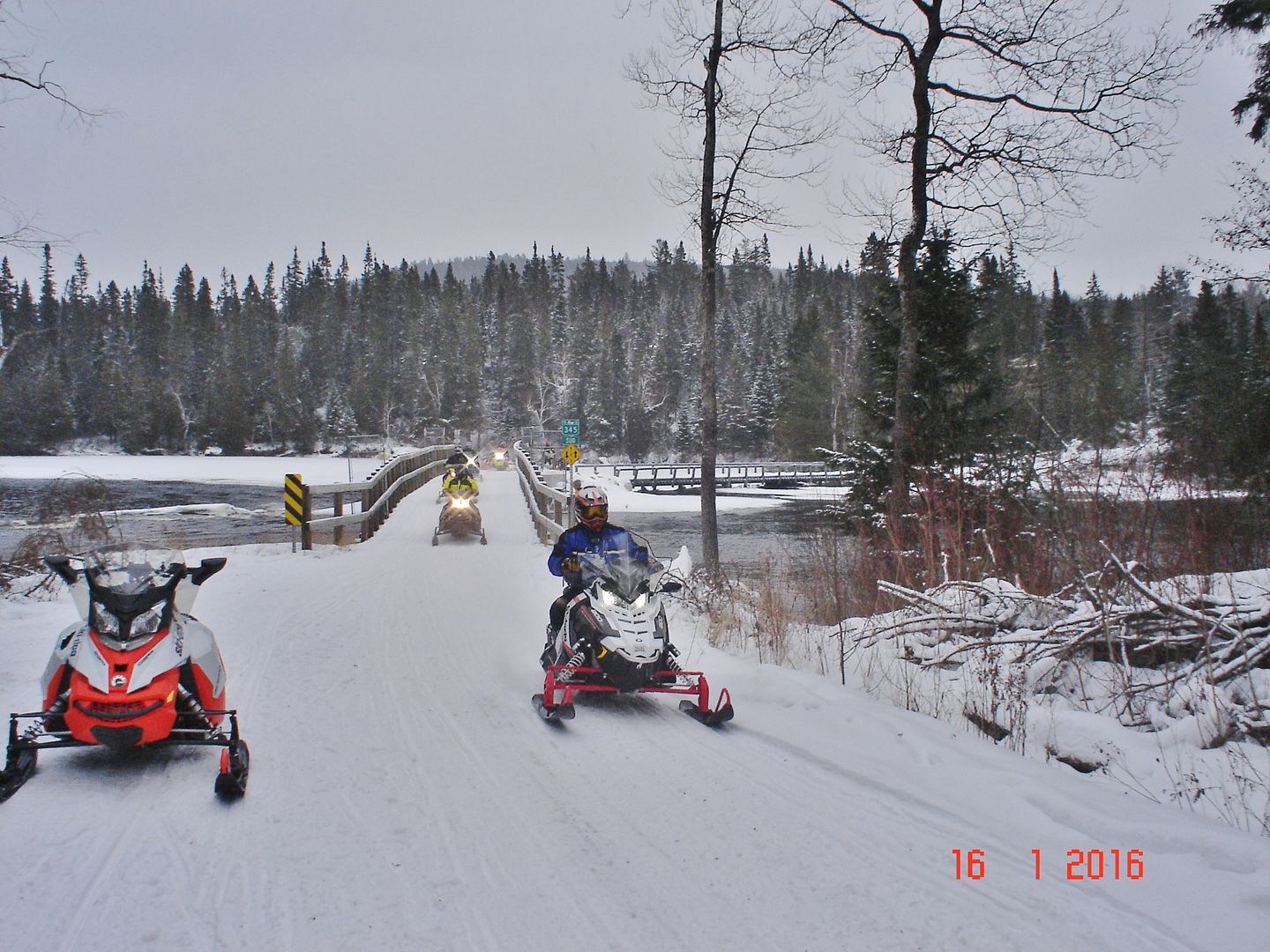 St-Zenon: Glacière/Pourvoirie Repos 16 Janvier 2016 photo ride report DSC07541_zps0gguo5y5