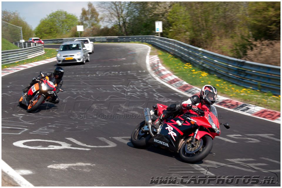 Nordschleife over Easter Touristenfahrten_23-04-2011_photo4944_time1102_20110424_1334916808