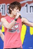 100612 Jonghyun @ Concierto Caminata de Caridad [Parte II] Th_15781F1C4C1346796917F5