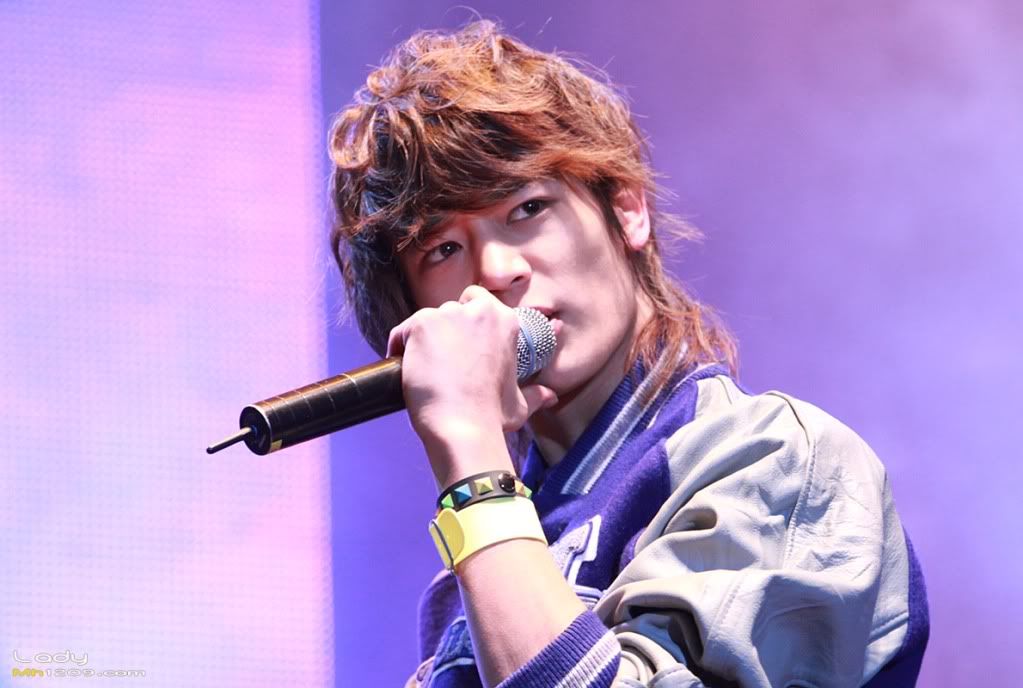 100109 Minho @ Concierto Blanco Amor de Invierno 1263065938_13