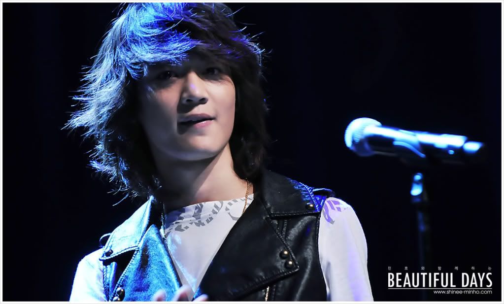 100202 Minho @ Drama Concert en Singapore 1265642117_10020214