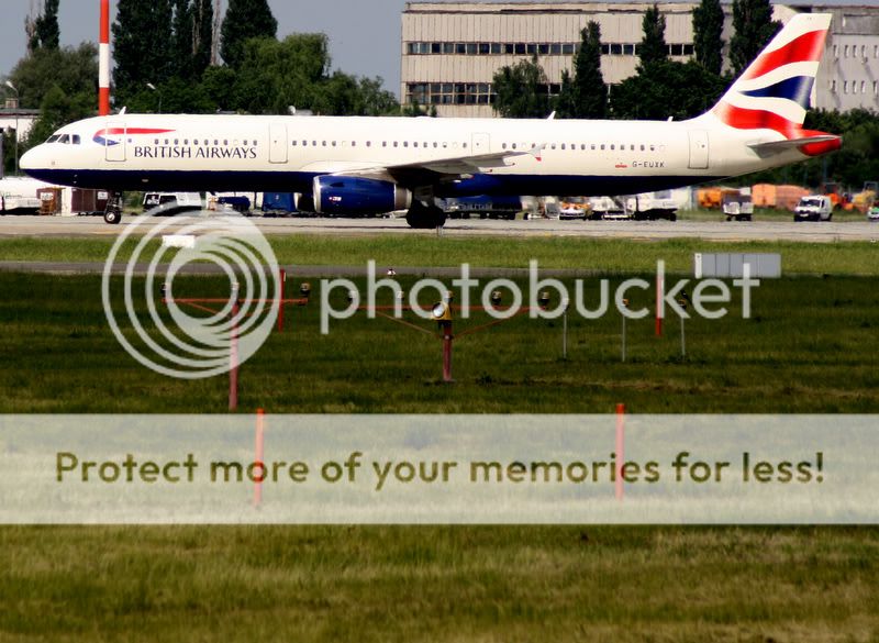 Aeroportul Bucuresti (Henri Coanda/Otopeni) - Mai 2010 - Pagina 3 IMG_3865