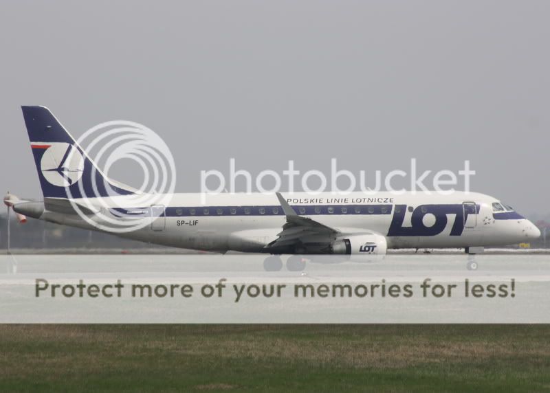 Aeroportul Bucuresti ( Henri Coanda/Otopeni )- Aprilie 2011 Gogu562