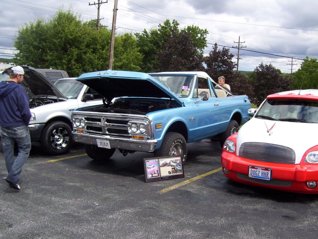 Stylin Trucks HL Show Pics 8/30/09 100_6402