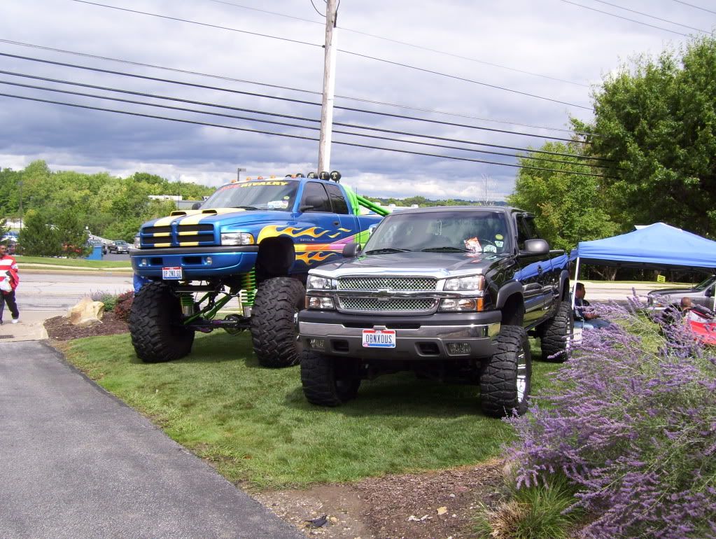 Stylin Trucks HL Show Pics 8/30/09 100_6408