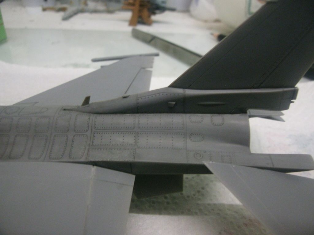 [1/72 Tamiya] General Dynamics F-16 CJ Mise à jour du 15/08/15 GEDC0117_zpshvuc5avo