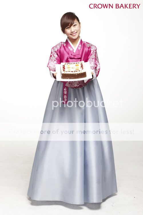 [Picture] [CF & Comercial] Kara Crown Bakery Hanbok [27.6.2010] 0489214811