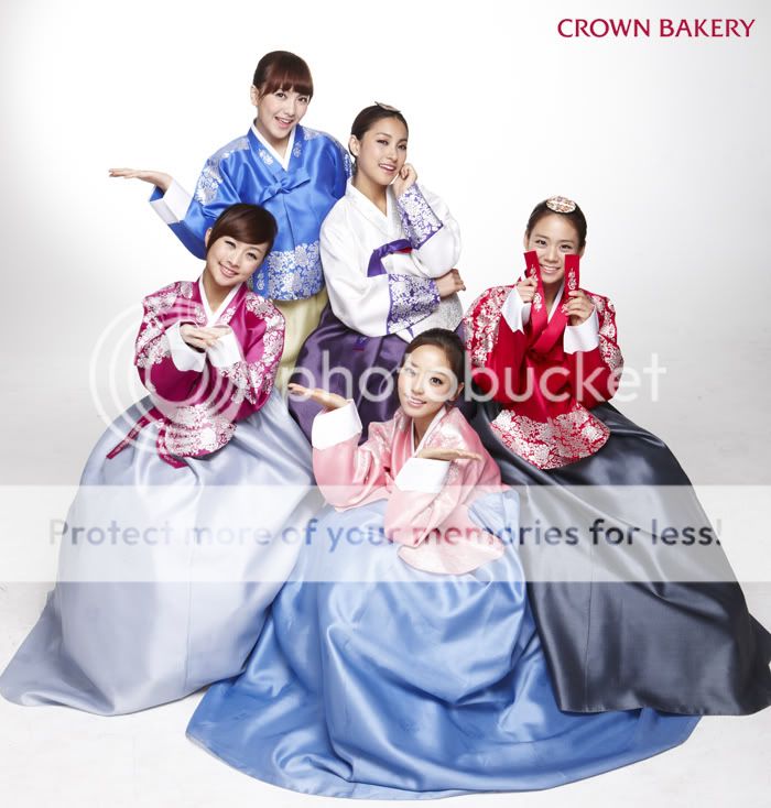 [Picture] [CF & Comercial] Kara Crown Bakery Hanbok [27.6.2010] Customname1156