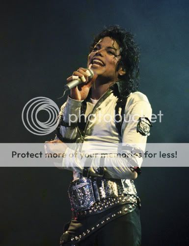 Michael'i pildid 34ngs4z