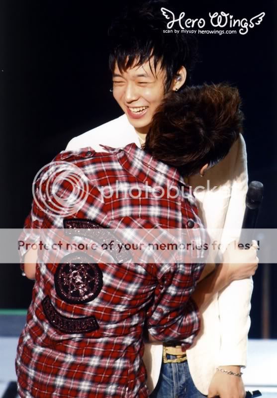 (¯`•.°» Yoosu «°.•´¯) couple nha` minh` nha'! Gsshj