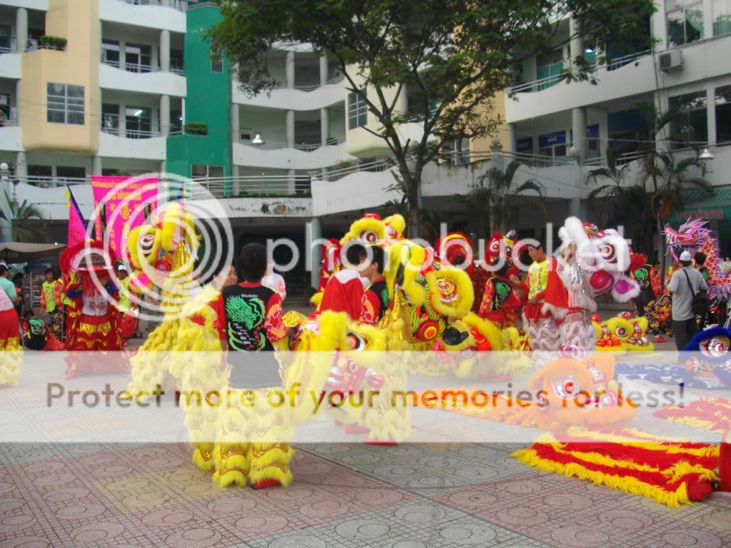 Lễ khai quang điễm nhãn lần thứ Đòan lân sư rồng Hào Dũng Đường-phần 1 IMGP1012