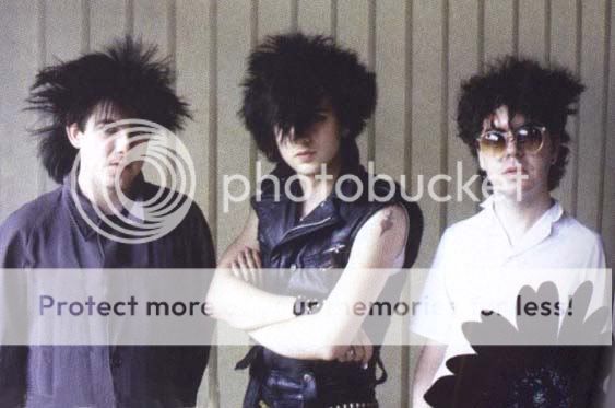 picture of CURE 82-band-photo-late