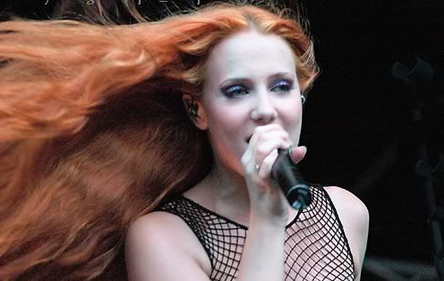 Fotos de Simone Simons - Página 38 1285167430354_f