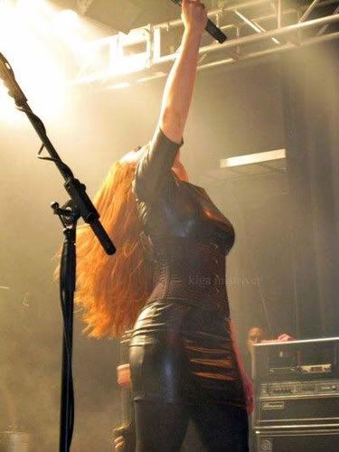 Fotos de Simone Simons - Página 39 1285724466530_f