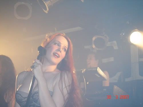 Fotos de Simone Simons - Página 21 1292200596715_f