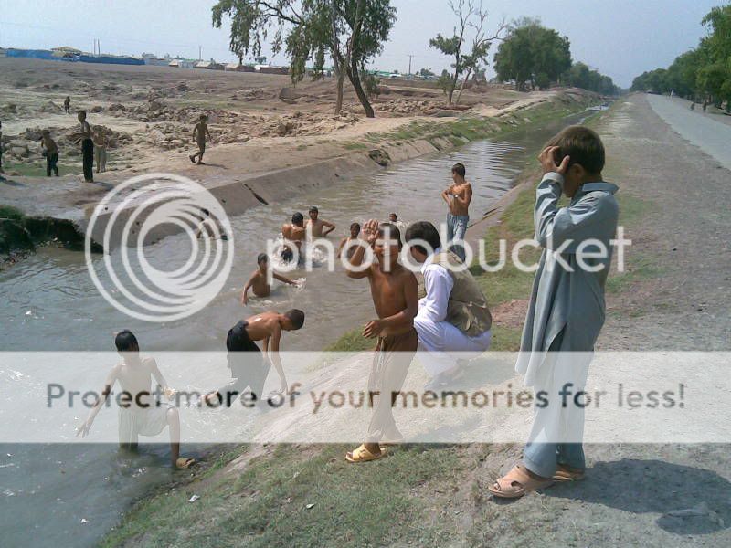 Photography Freaks Kidsbathinginsewagecanal