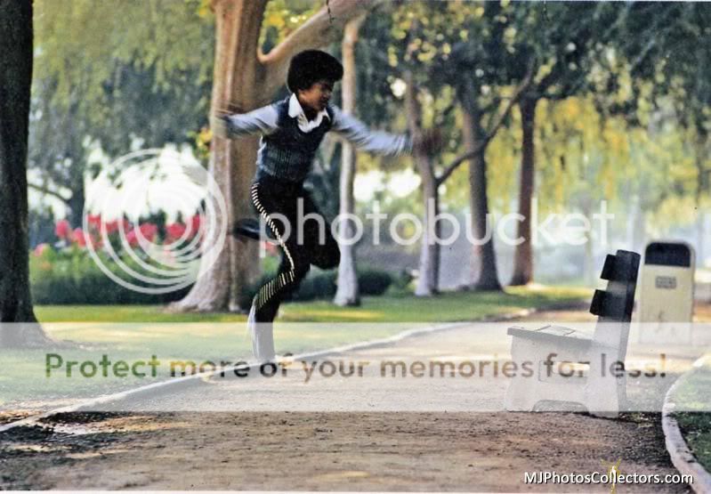 Pequeno Michael em fotos especiais- Fotos raras da Infância - Página 2 Gallery_4_93_50653