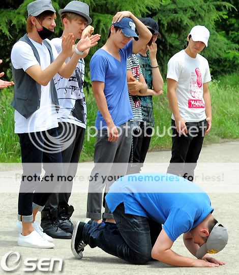 [05.07.10][pic] E.L.F see Kangin Off 32-1