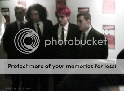 MCR GANA en los Shockwaves NME Awards 2011  Tumblr_lh37zmchsv1qeqbjuo1_400