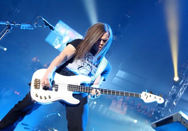 Georg Mtv world stage Thws4